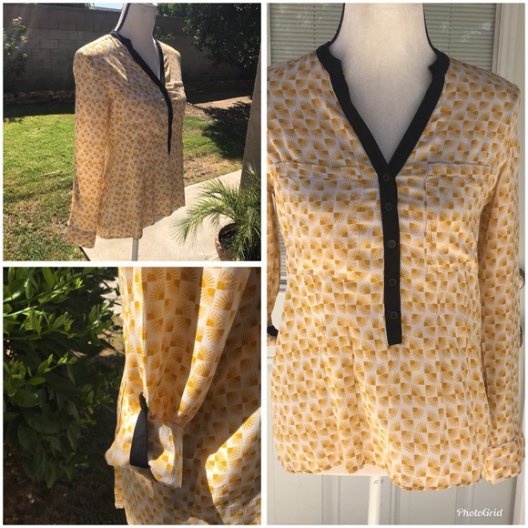 Anthropologie Tops - Anthropologie Vanessa Virginia Sun Burst Blouse